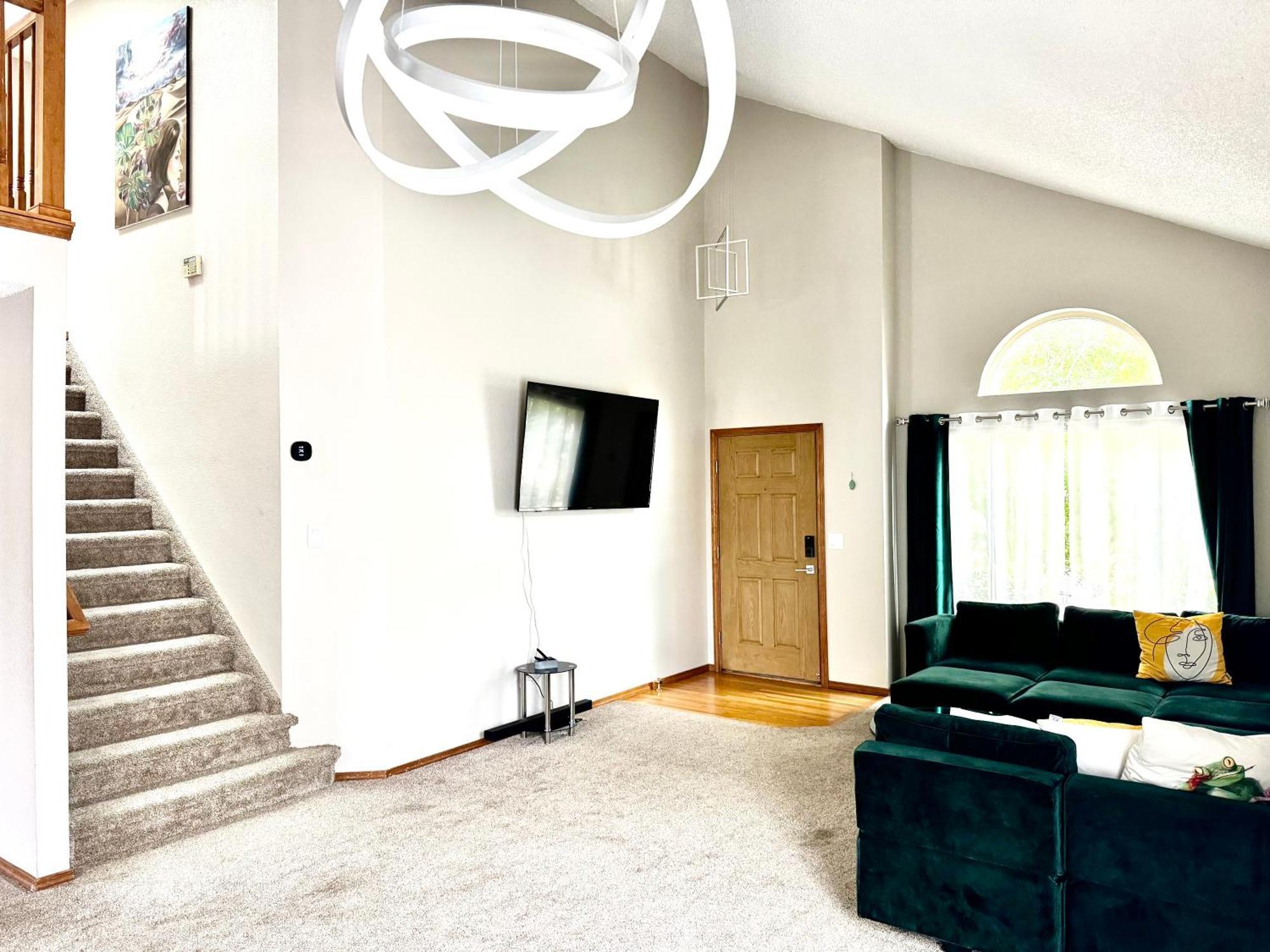 Artsy Home Close To Usafa With Fireplace And Patio Colorado Springs Extérieur photo